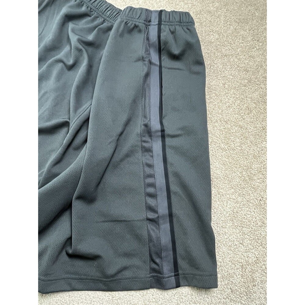 NWT Nike Men’s 2XL Dri-FIT Basketball Training Gym Athletic Shorts Gray Black - Picture 5 of 12